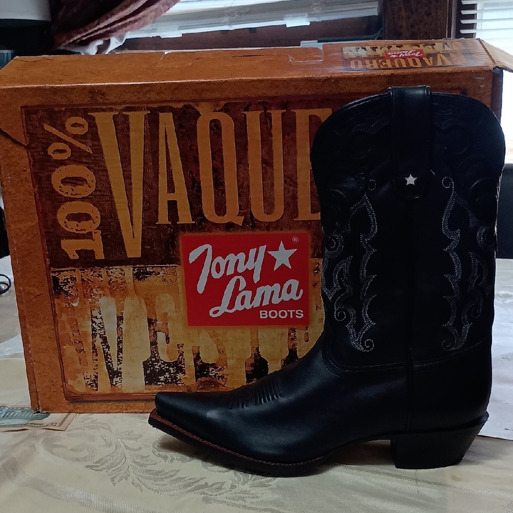 Tony Lama Black Western Embroidered Leather Boots